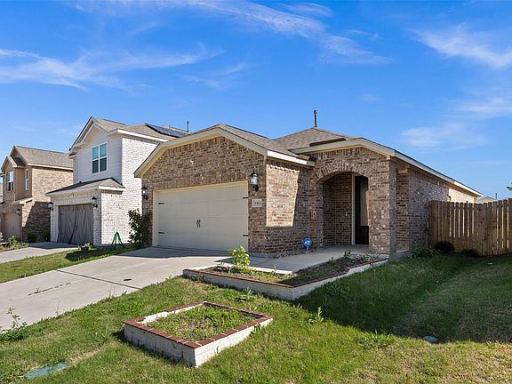 2nd image of 1103 Witherspoon Ln