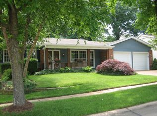 2346 Whitshire Dr, Saint Louis, MO 63129