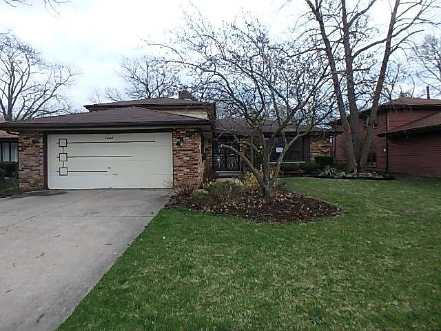 1st image of 15607 Calumet Dr