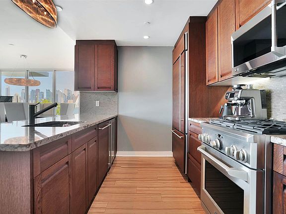 5th image of 1000 Avenue At Port Imperial APT 309