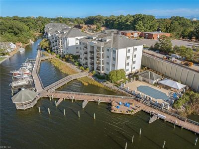 1284 Laskin Rd APT 301, Virginia Beach, VA, 23451