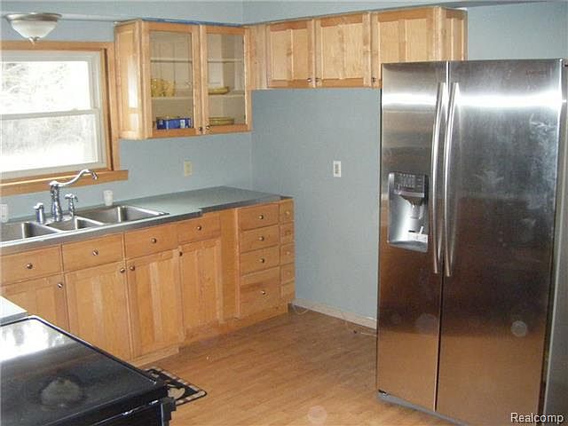 2nd image of 40170 Willis Rd