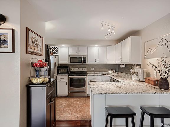 4th image of 601 W 11th Avenue #518
