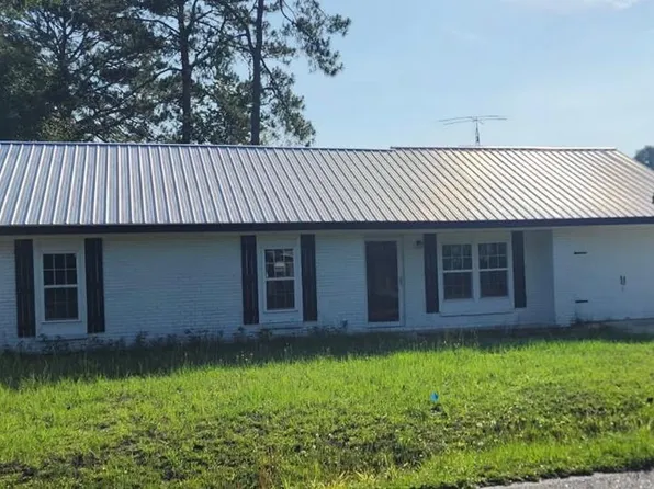 656 Mahoney Rd, Hinesville, GA 31313