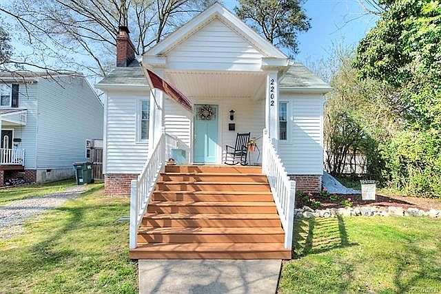 1st image of 2202 Parkside Ave