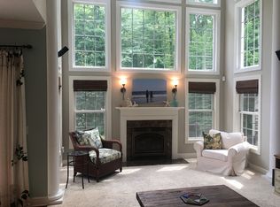 25 Wesley Ct, Waterford, NY 12188