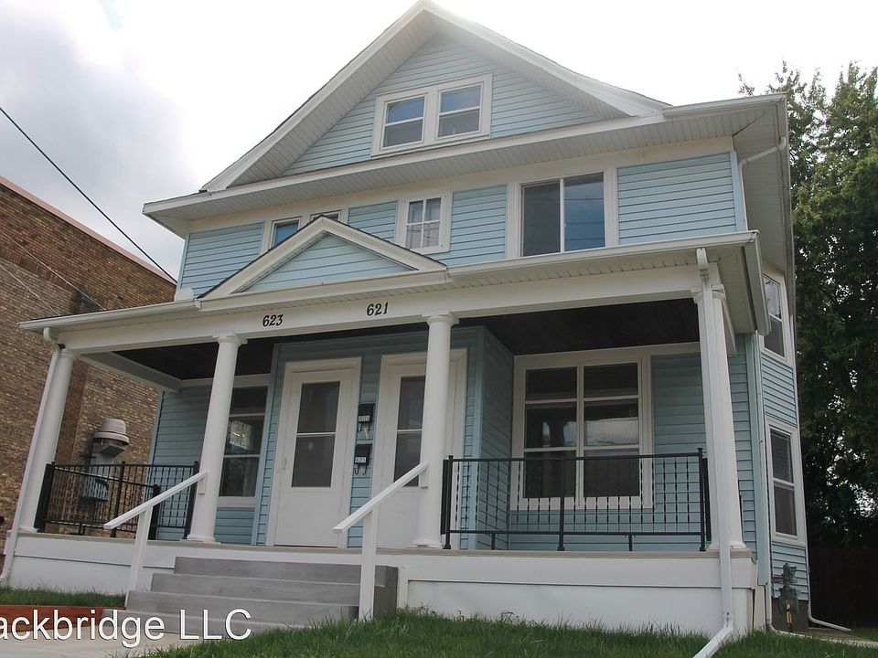 1st image of 621-623 Smith Ave S