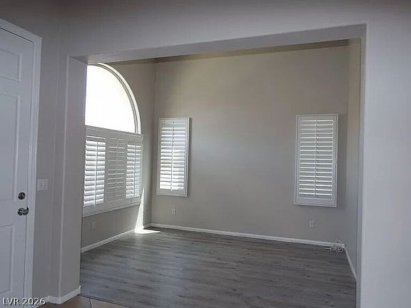 2nd image of 10825 Paradise Rd