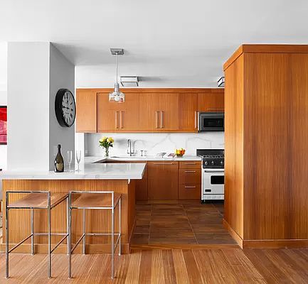 5th image of 15 W 72nd St #28/29A