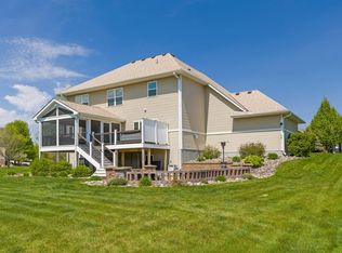 3297 Thornton Dr SW, Prior Lake, MN 55372