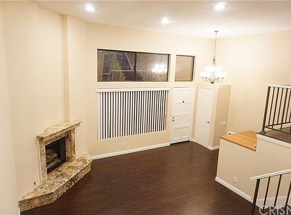 4th image of 20224 Sherman Way Unit 43