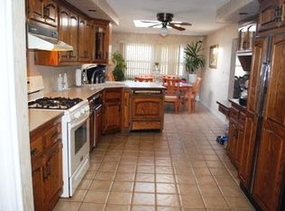 657 Oak St, Ridgefield, NJ 07657