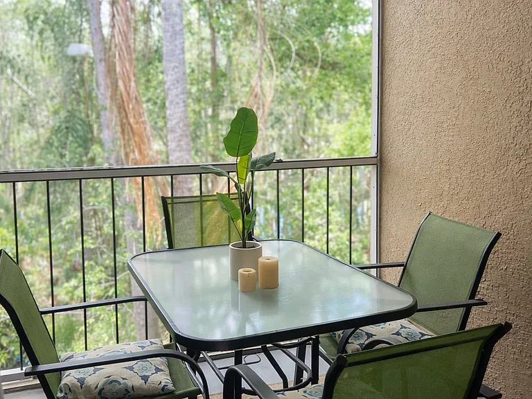 8825 Coral Palms Ct #B — Photo 11