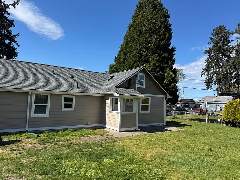 8906 Wadsworth St SW — Photo 12