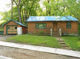 208 State St, Jackson, MN 56143