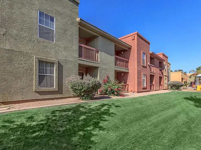 San Giovanni Apartments — Photo 10