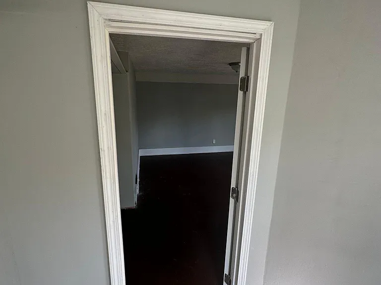 1351 Logan Ave NW — Photo 18