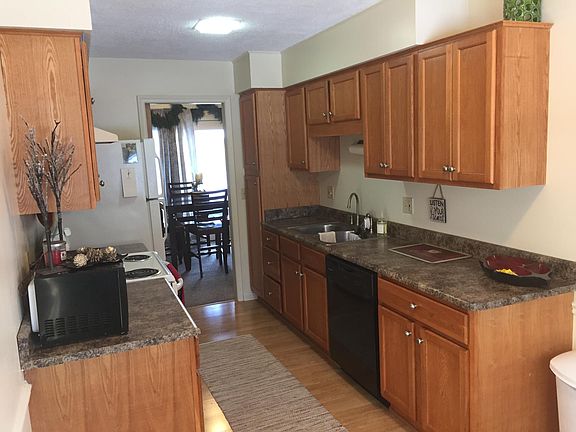 2nd image of 6190 Birch Row Dr
