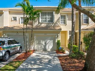 9873 Lago Dr, Boynton Beach, FL 33472