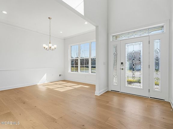 4th image of 15 Ashlynn Court
