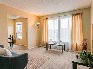 90 S Simpson Cres SE, Medicine Hat, AB T1B 2R9