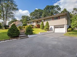 424 Johned Rd, Northvale, NJ 07647