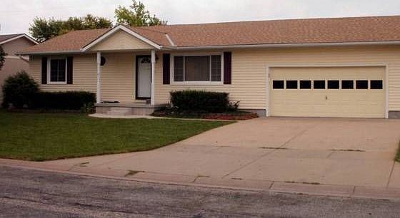 1st image of 1422 Bradshaw Dr