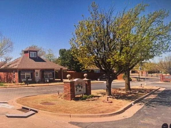 2455 Manchester Dr Unit 73, Oklahoma City, OK 73120