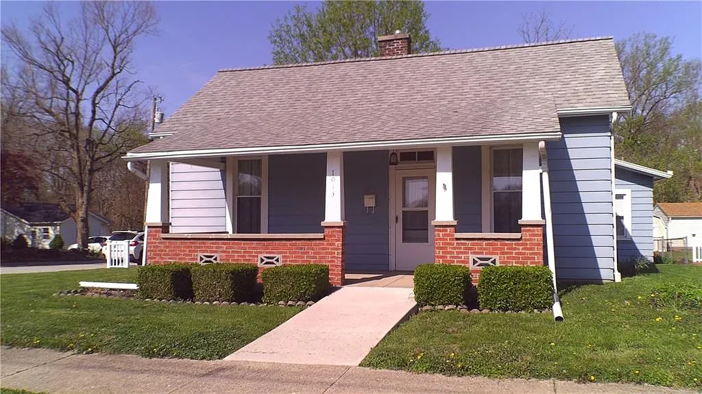 1013 S Grant Ave photo 1
