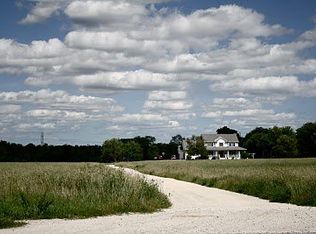 W224S5050 Guthrie Rd, Waukesha, WI 53189