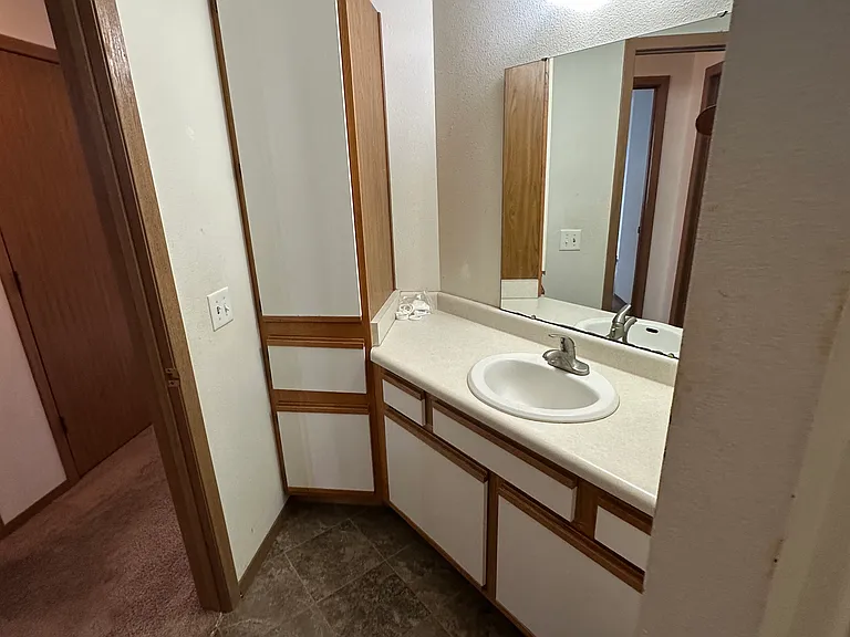 205 5th St #9 — Photo 8