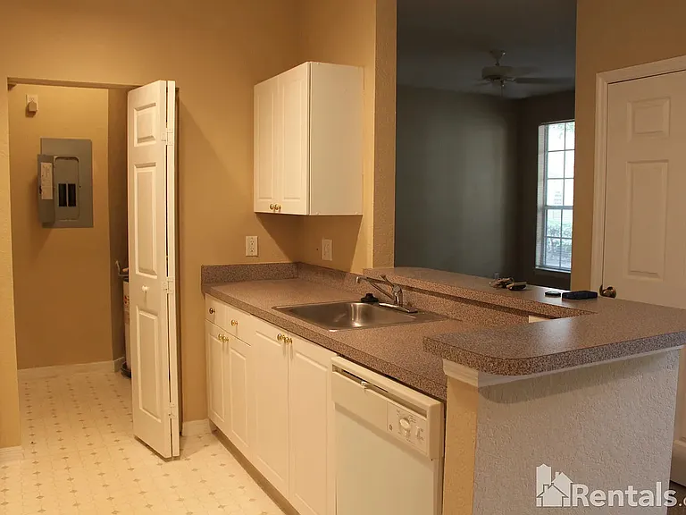 841 Grand Regency Point #105 — Photo 9