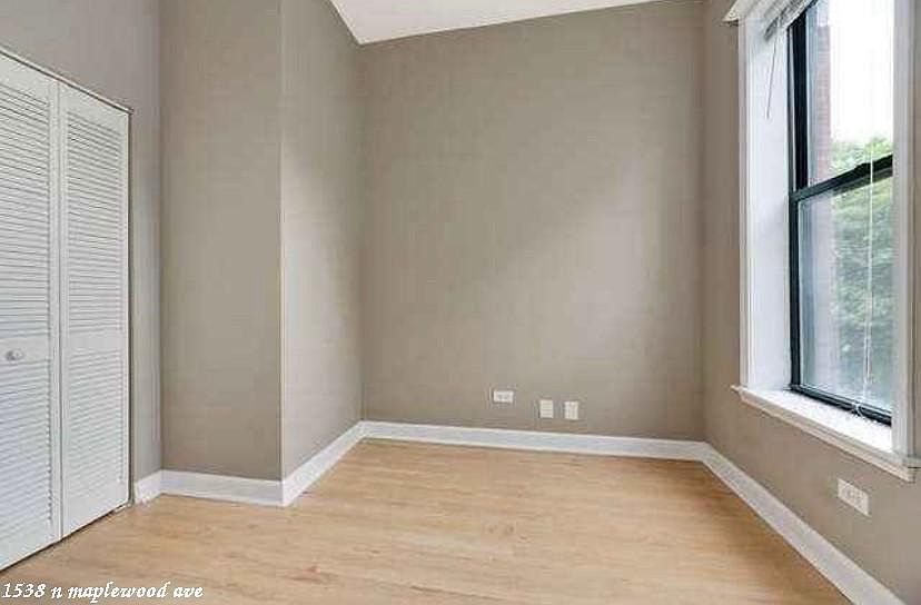 1st image of 1538 N Maplewood Ave #313