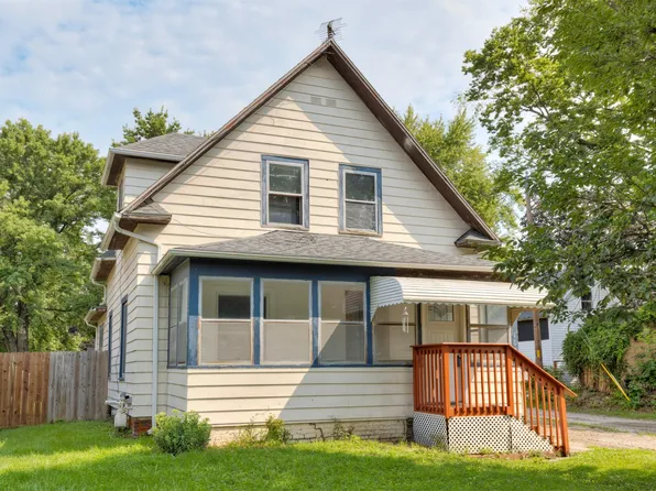 1004 E Washington Ave, Des Moines, IA 50316