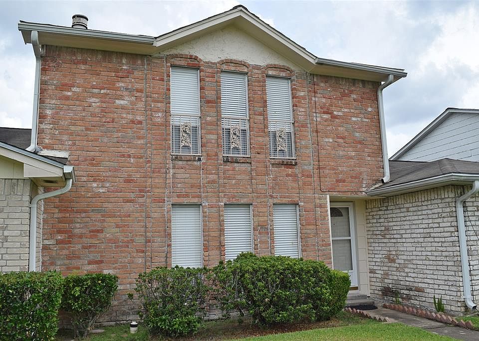 1st image of 6437 S Briar Bayou Dr