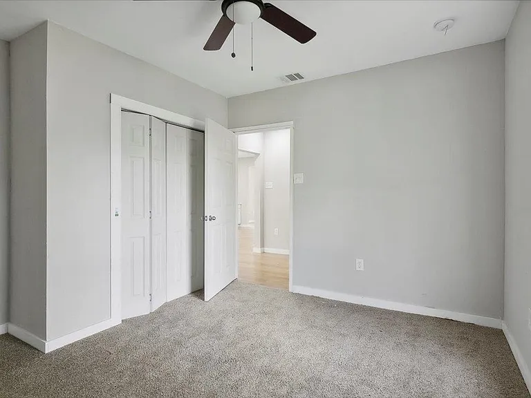 305 Rhode Island St — Photo 6