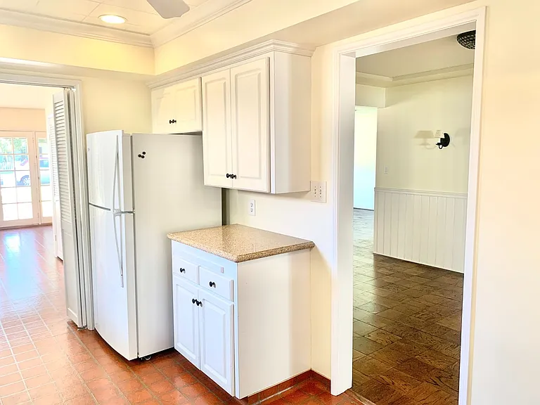 140 G Ave — Photo 22
