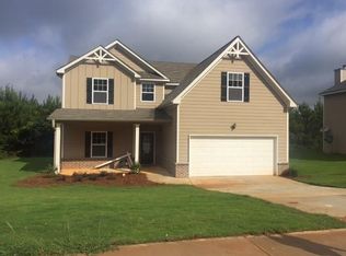 424 Lake Ridge Ln, Fairburn, GA 30213