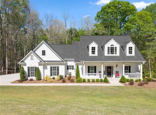 179 Prime Dr, Commerce, GA 30529