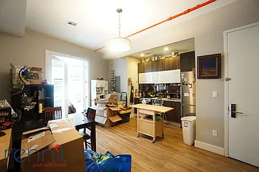 Rented by Rennit Inc.