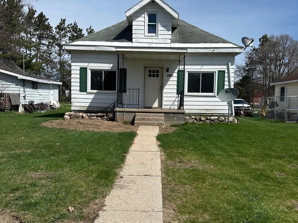 14382 Rainbow Ave, Kaleva, MI 49645
