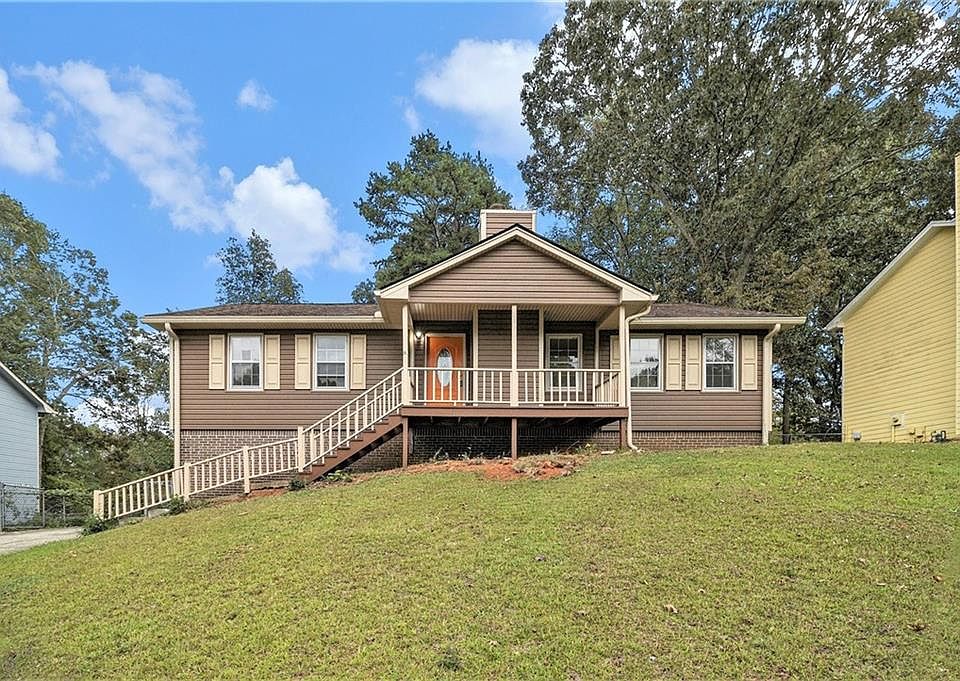 1st image of 3806 Etna Dr