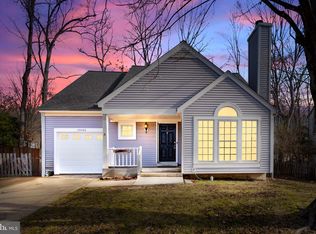 15066 Holleyside Dr, Dumfries, VA 22025