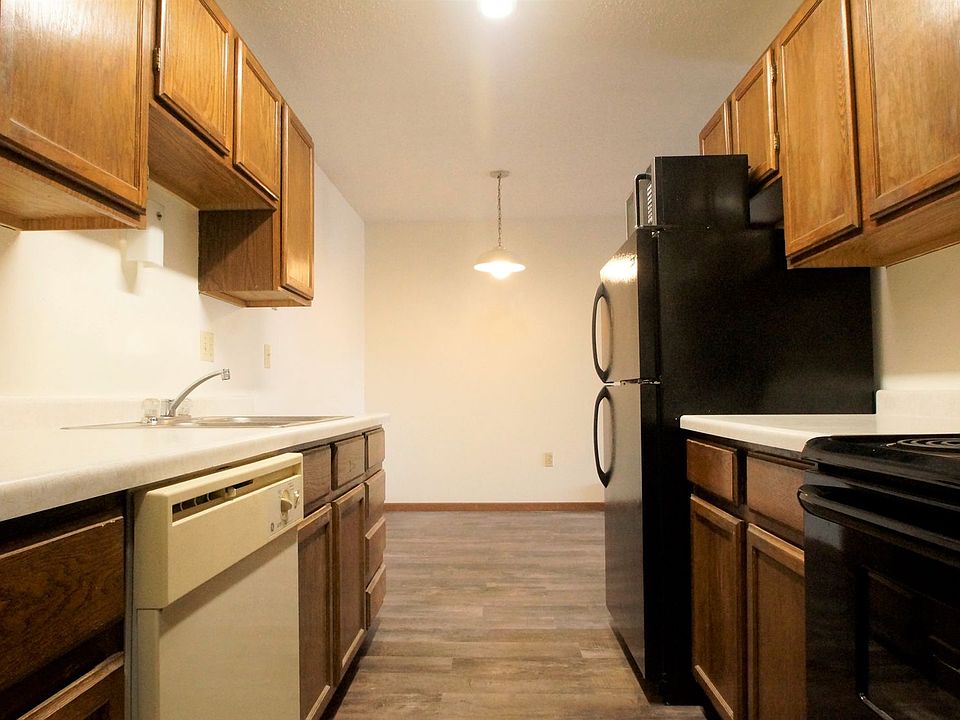 1st image of 2707 Hawken St #21