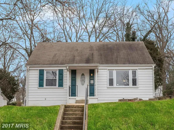 815 Templecliff Rd, Pikesville, MD 21208