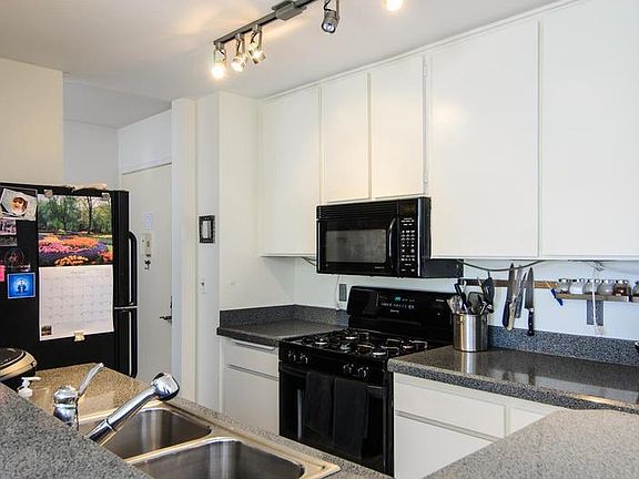 4th image of 1621 Hotel Cir S Unit E310