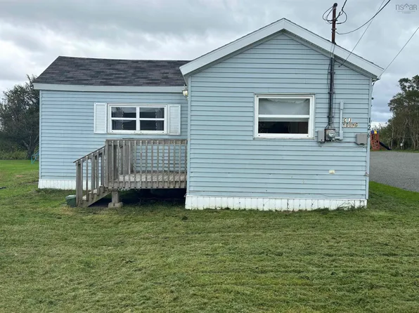 126 Shore Rd, Florence, NS B1Y 1R3