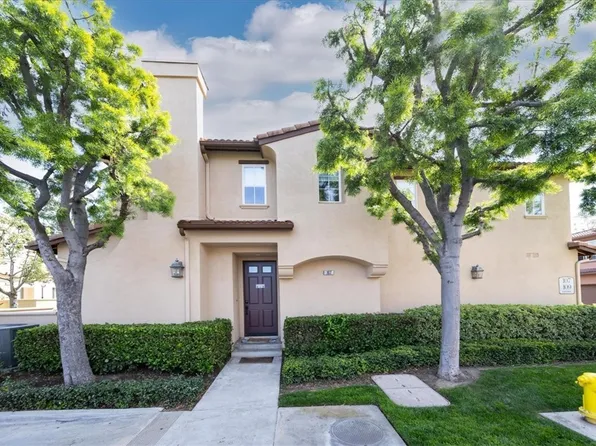 107 Sapphire #34, Irvine, CA 92602