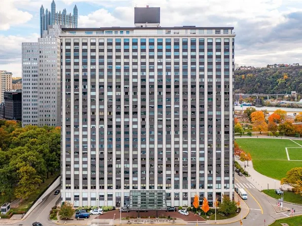 320 Fort Duquesne Blvd APT 16D, Pittsburgh, PA 15222