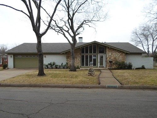 4th image of 5904 Diamond Oaks Ct